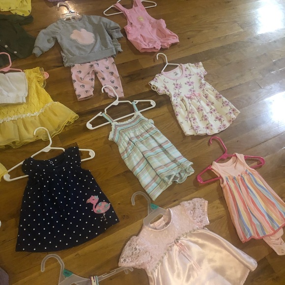 More than 100 pieces rompers dresses and sets - Picture 3 of 9